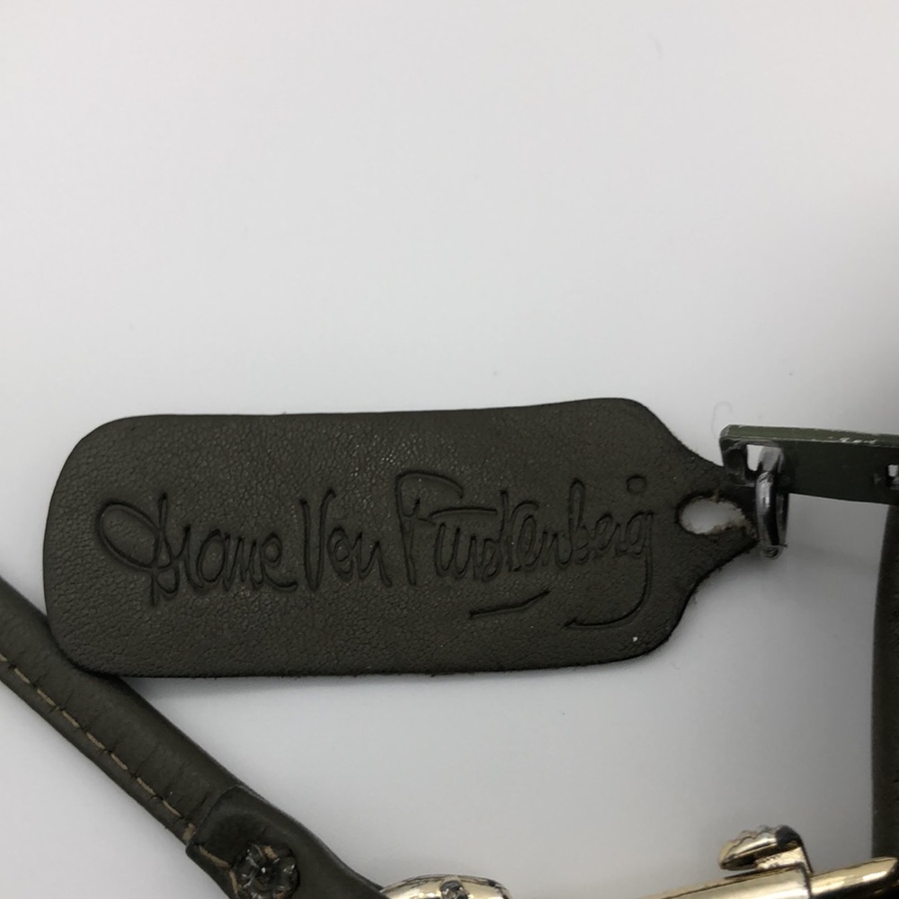 VTG. DIANE Von FURSTENBERG purse. - Picture 6 of 12